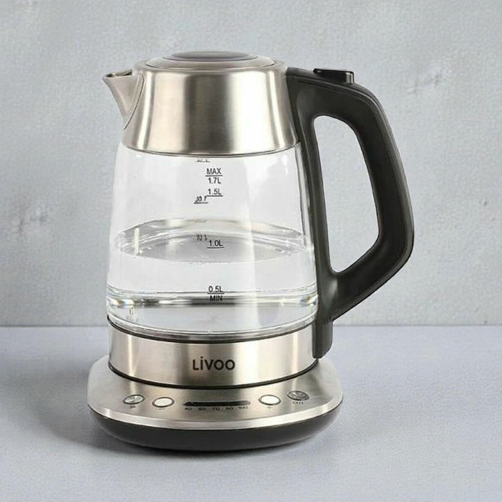 Moderner Glas-Wasserkocher mit 1,7 L Fassungsvermögen – klare Linien, Edelstahl-Details und zeitloses Design.