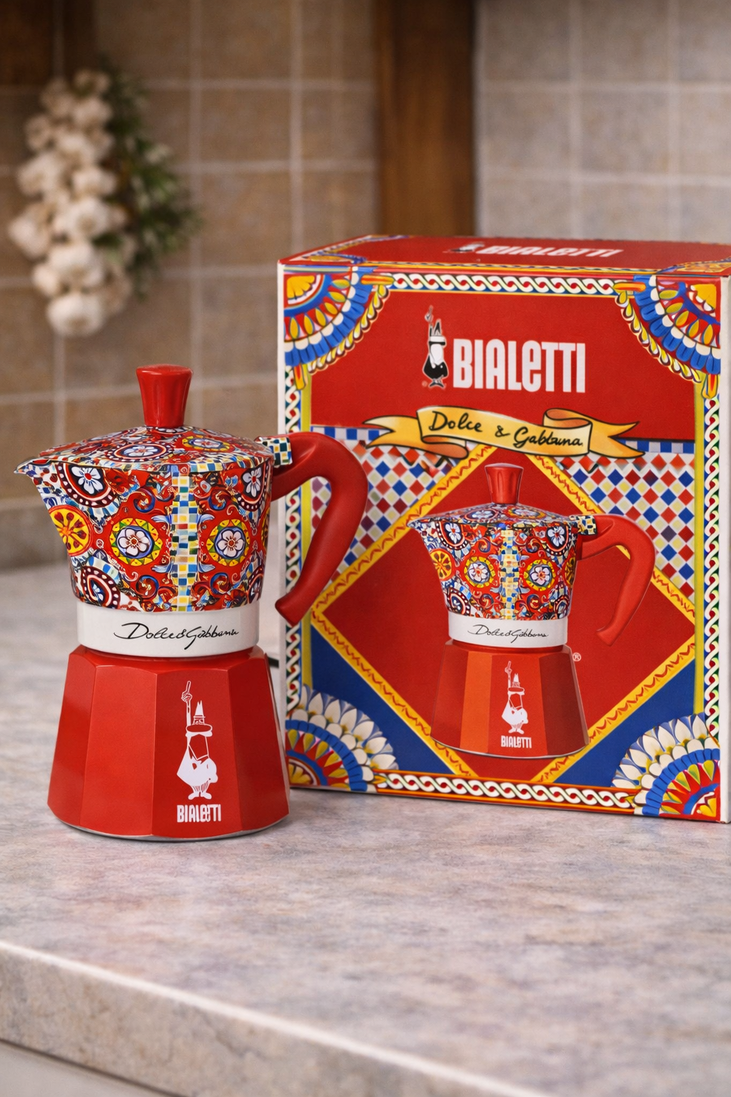Bialetti Dolce Gabbana Kaffeemaschine rot mit Verpackung italienisches Design Geschenk