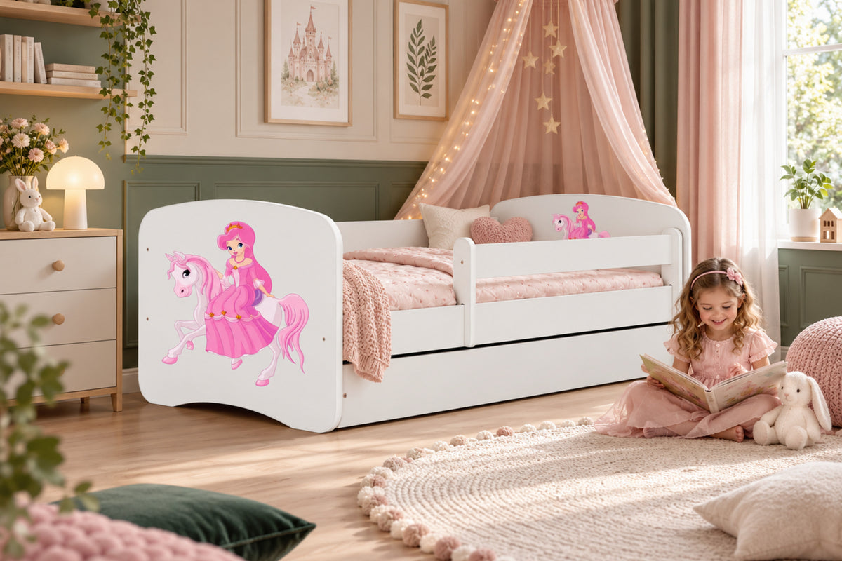 Babydreams Kinderbett – Prinzessin auf dem Pferd – stilvoll im Kinderzimmer eingerichtet