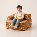 Modularer Kindersessel – Giraffe mit Kind im Studio – bees&blooms