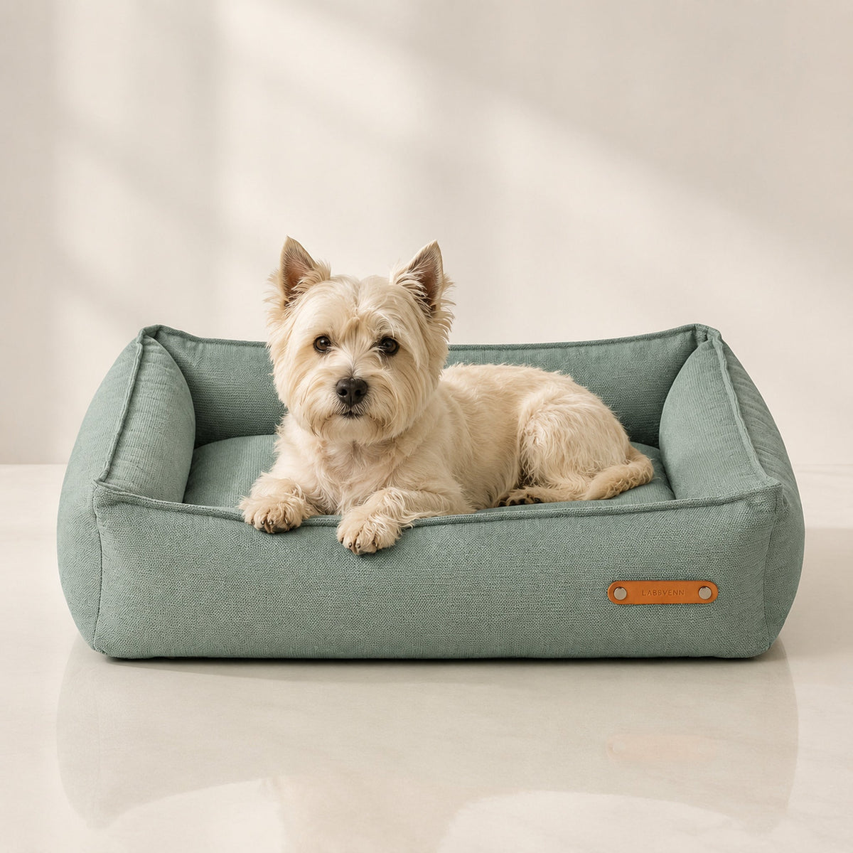 Bosca Hundebett Sanftes Petrol mit Terrier – Premium Produktbild