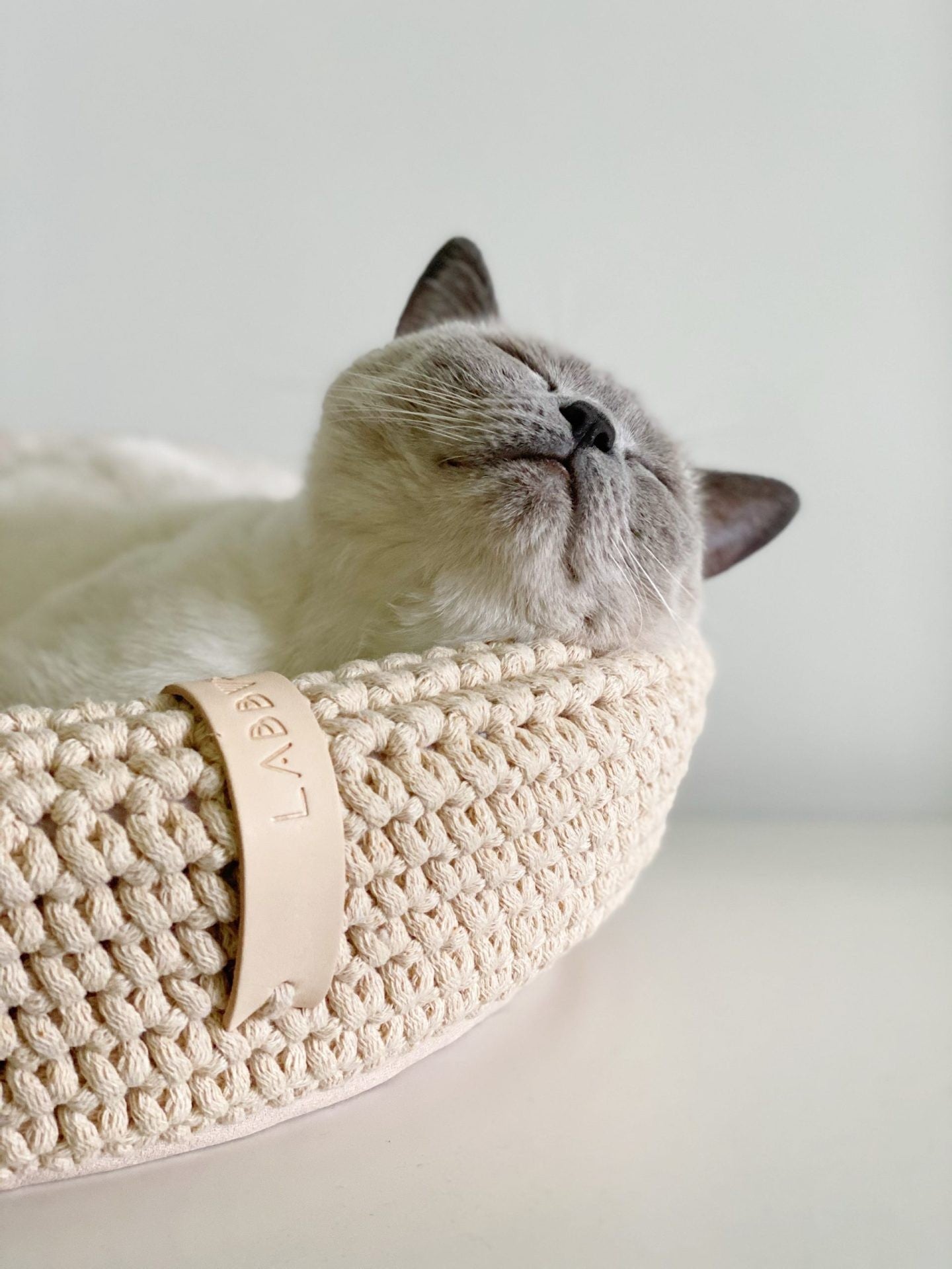 Coco Tierbett für Hund und Katze in Beige