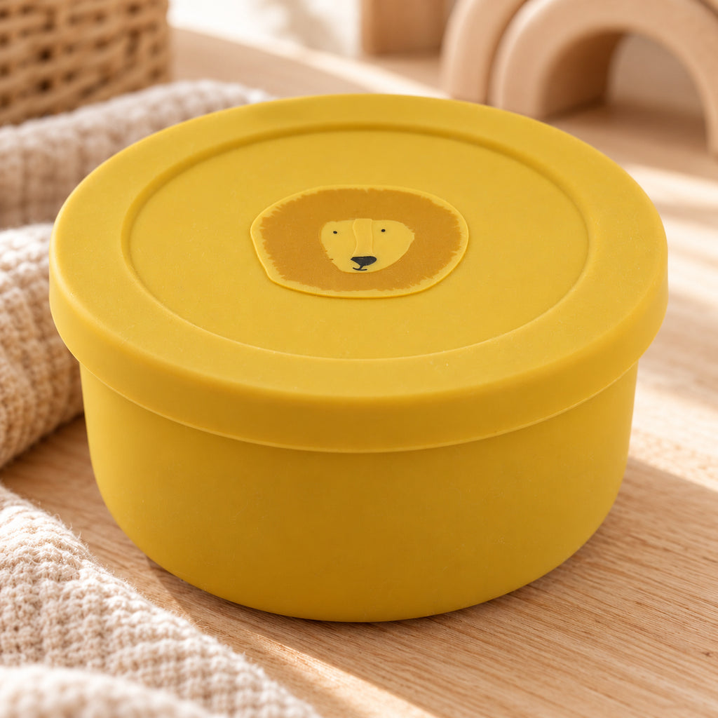 Trixie Silikon-Snackbecher mit Deckel – Mr. Lion