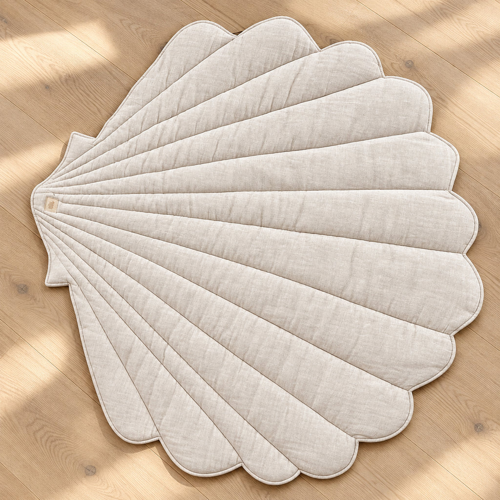 Muschel-Spielmatte aus Bio-Baumwolle – Sand – Premium Produktfoto 2048 × 2048