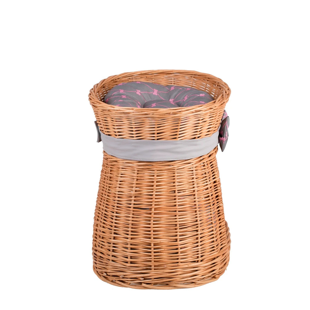 Erif Wicker Cat House With Grey Cushions
