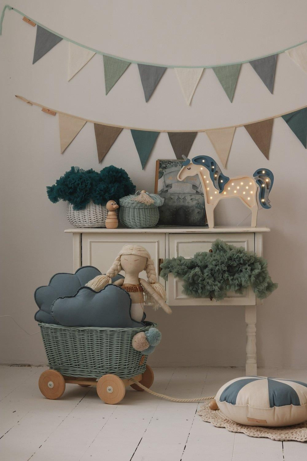 Kinderzimmer-Girlande Mint Love – Ansicht 3 | Elena Home Living