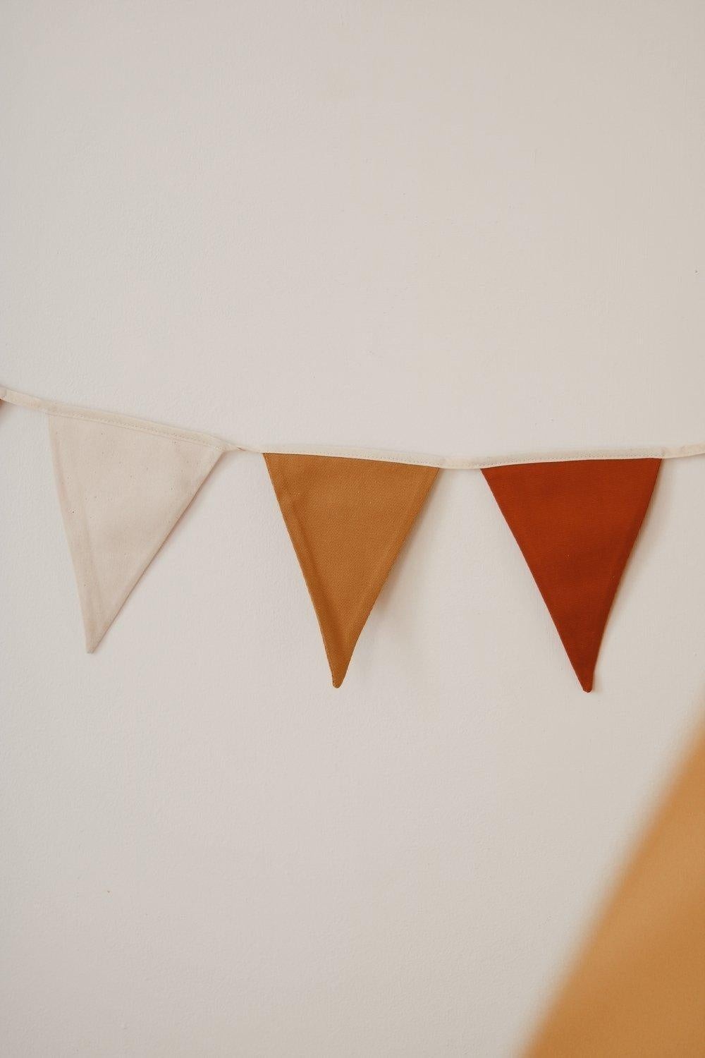 Kinderzimmer-Girlande Ocker – Ansicht 5 | Elena Home Living