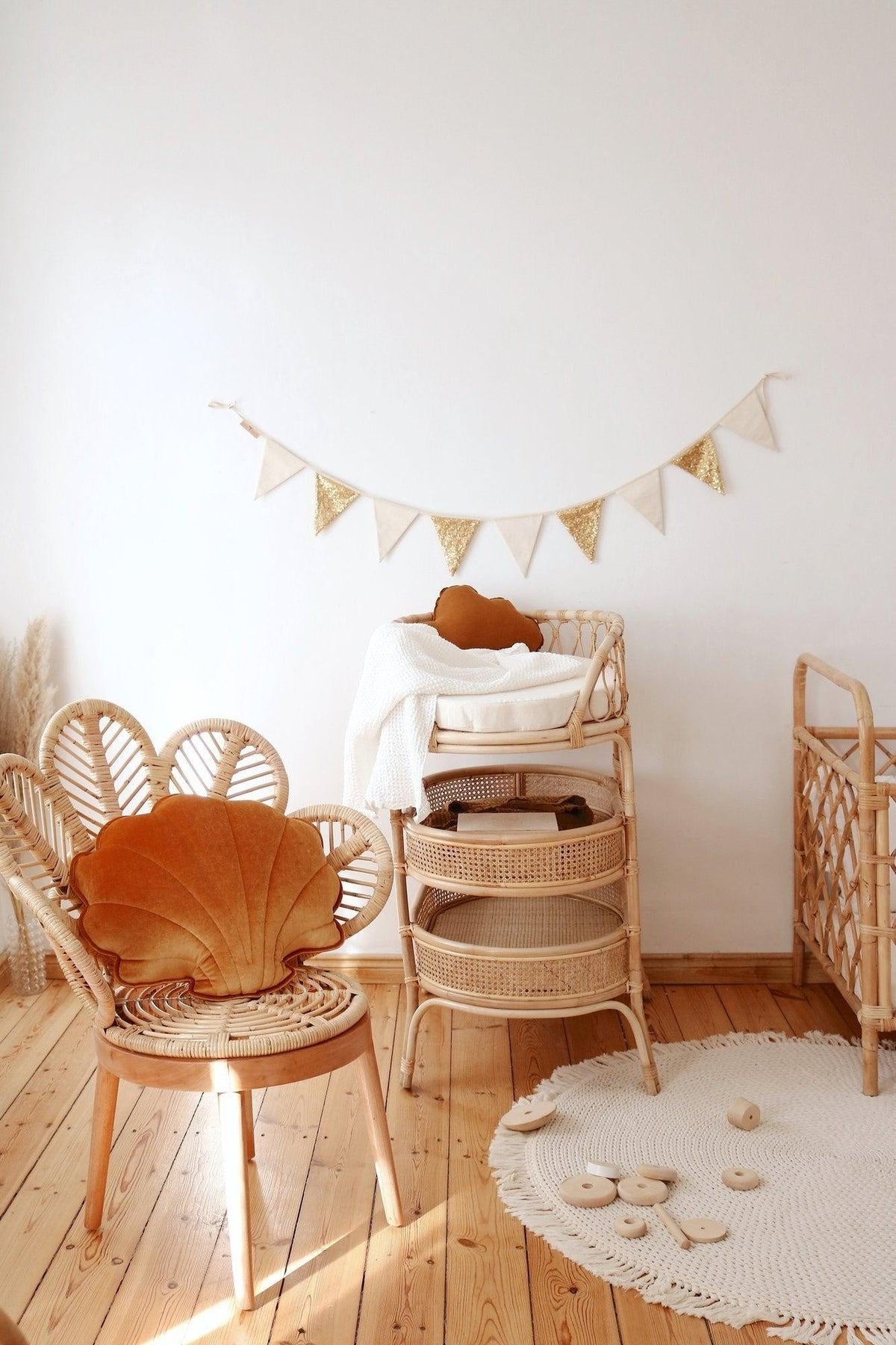 Pailletten-Girlande Kinderzimmer Gold & Beige – Ansicht 1 | Elena Home Living