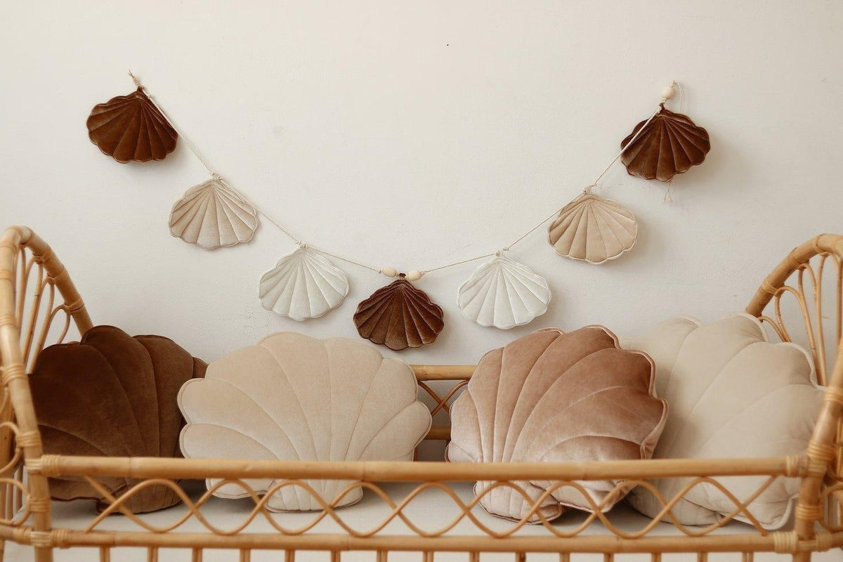 Muschel-Girlande Kinderzimmer Beige Pearl – Ansicht 5 | Elena Home Living
