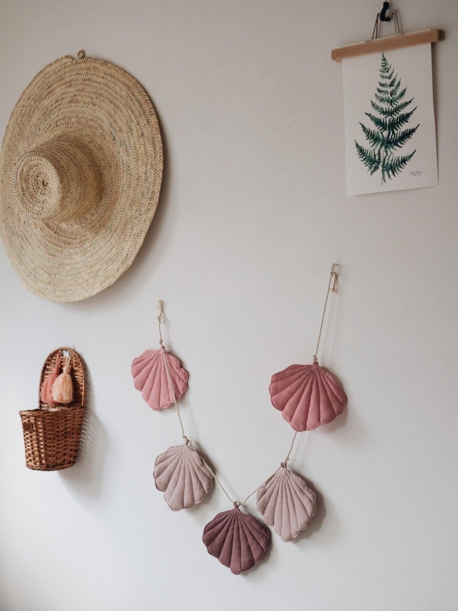 Muschel-Girlande Kinderzimmer Puderrosa – Ansicht 2 | Elena Home Living