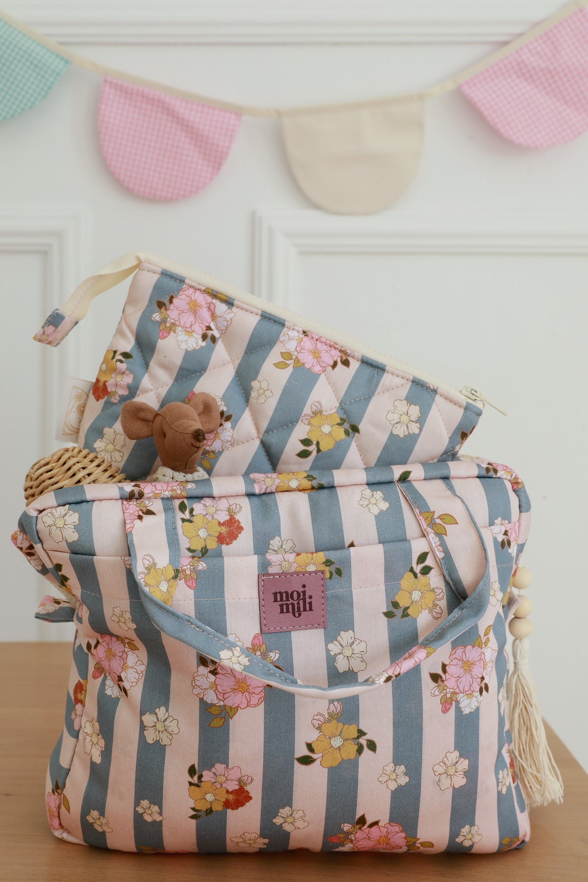 große Kosmetiktasche Blau Stripes – Ansicht 1 | Elena Home Living