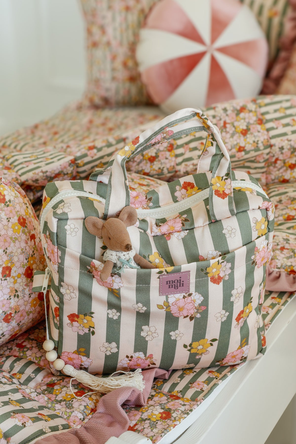 große Kosmetiktasche Grüne Streifen – Ansicht 2 | Elena Home Living