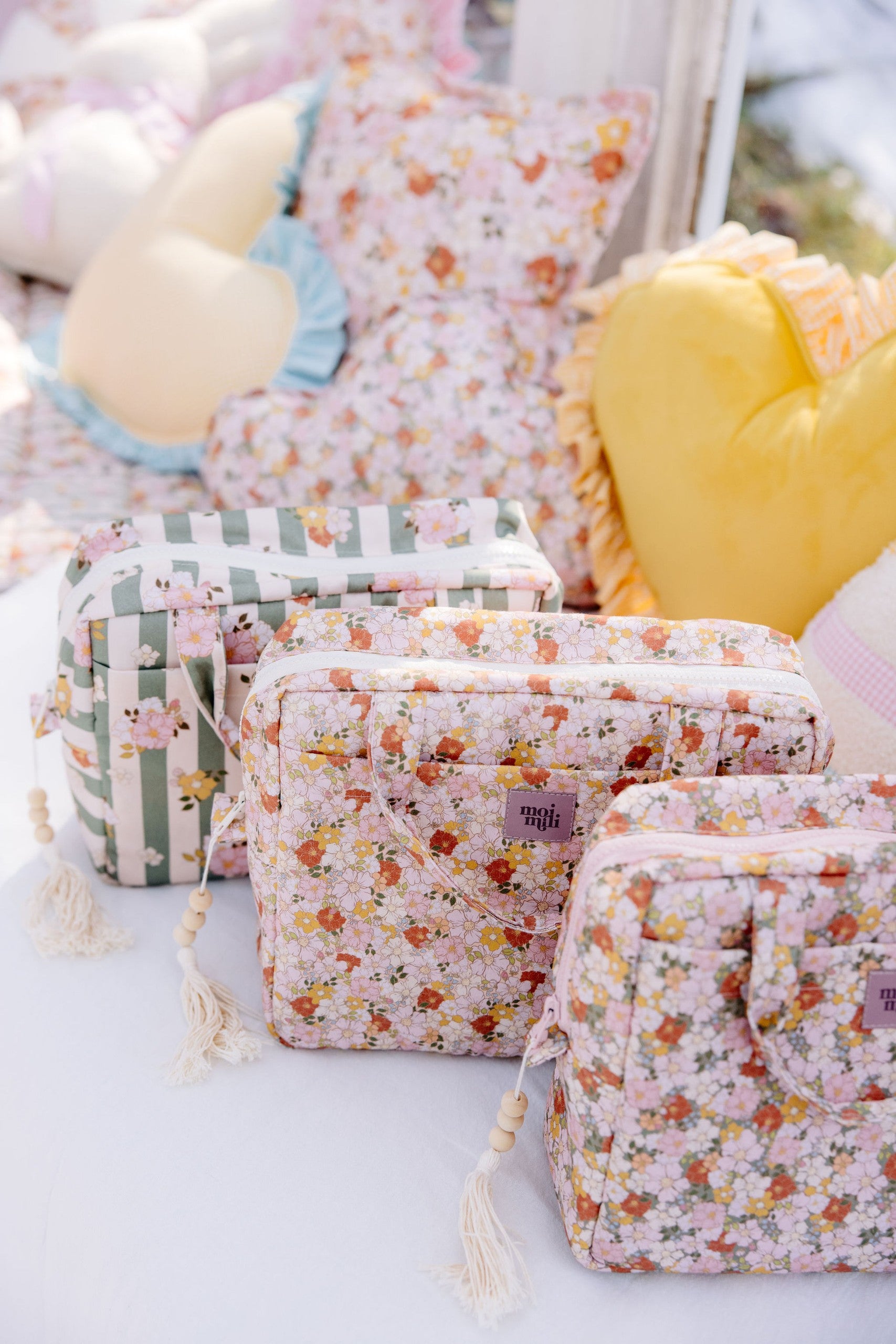Kosmetiktaschen-Set 2-teilig Spring Garden – Ansicht 4 | Elena Home Living