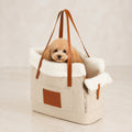 Liiva Hundetragetasche in Beige mit Pudel im hellen Premium-Studio