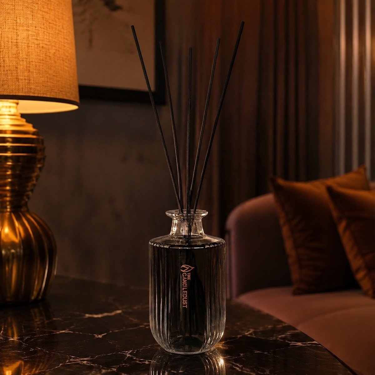 Luxus-Raumduft Signature in warmer exklusiver Abendstimmung