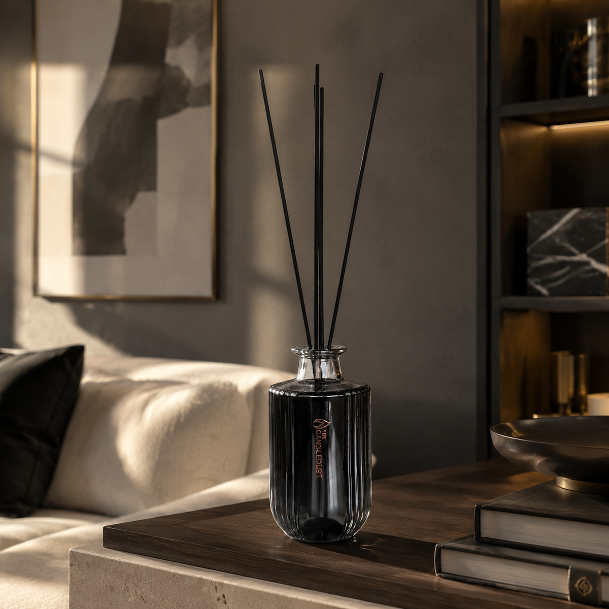 Candledust Raumduft Signature 500 ml im eleganten Wohnzimmer