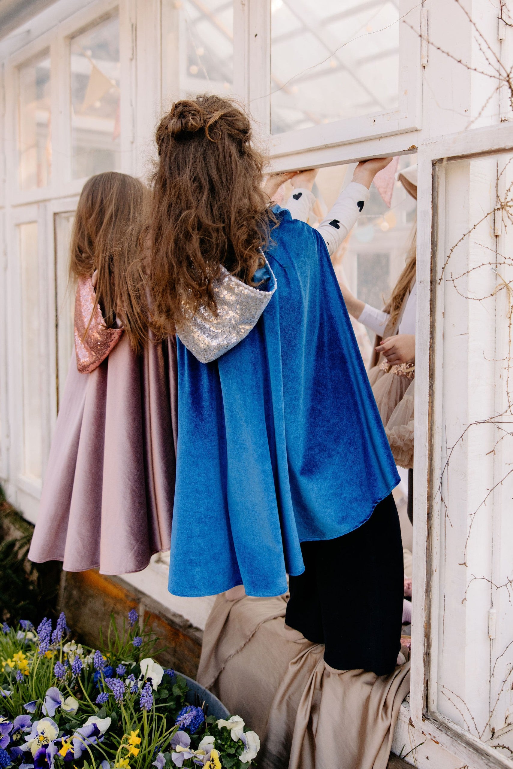 Magic Cape Costume - Snow Queen