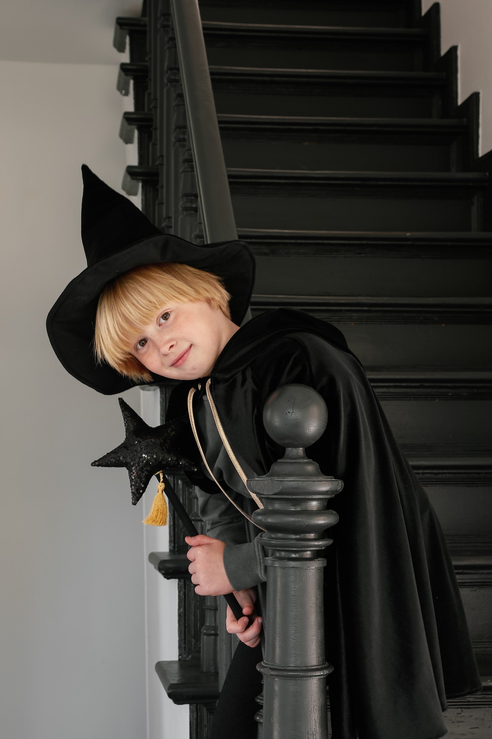 Magic Cape Costume - Black Riding Hood