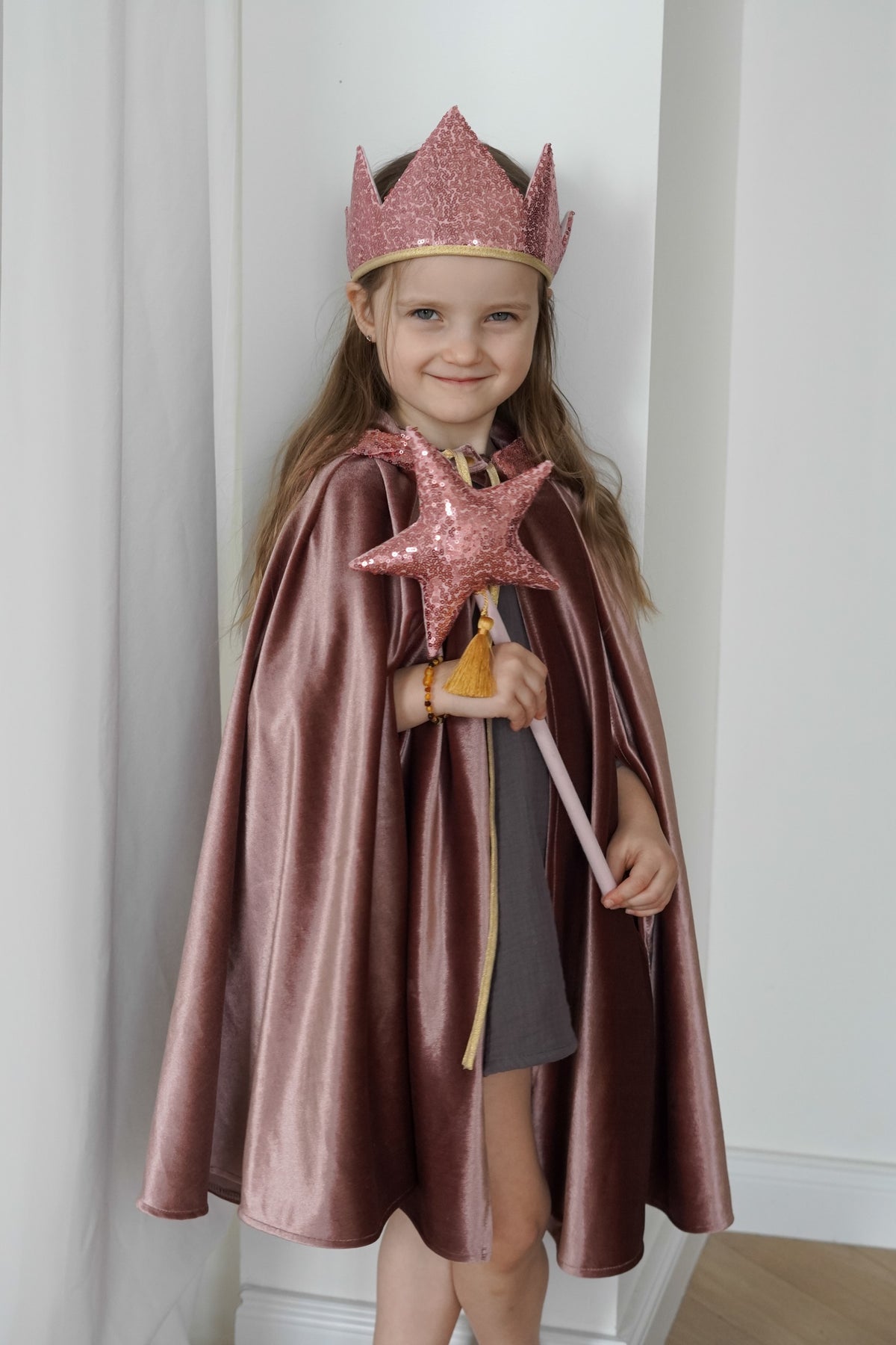 Magic Cape Costume - Cosmic Pearl