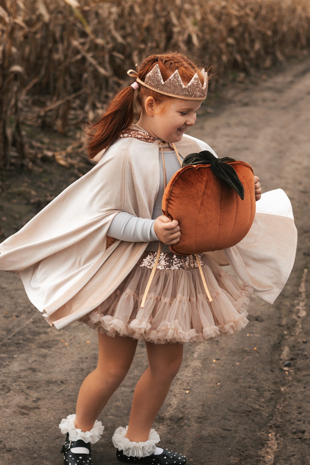 Magic Cape Costume - Cream Pearl