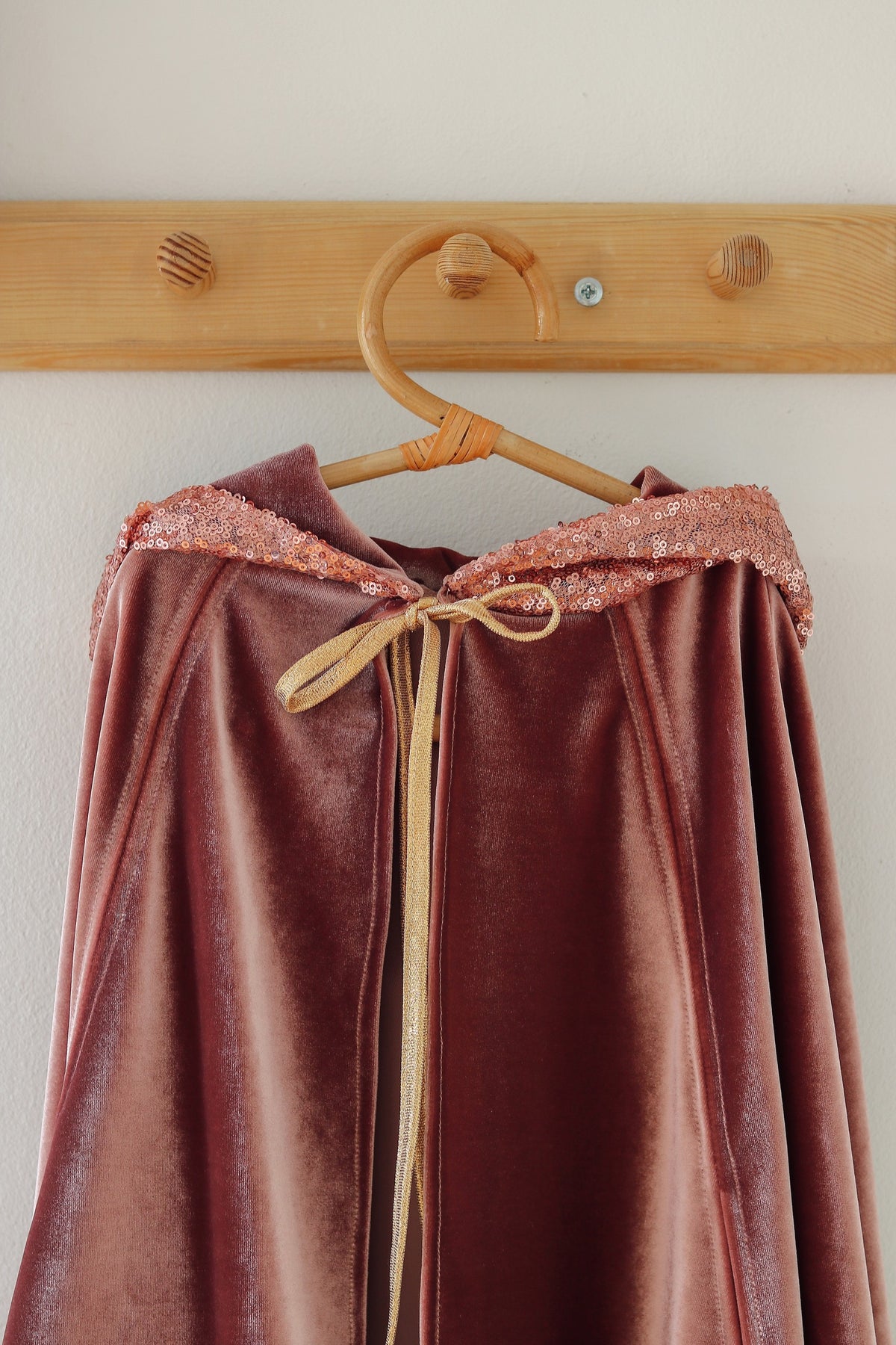 Magic Cape Costume - Pink Riding Hood