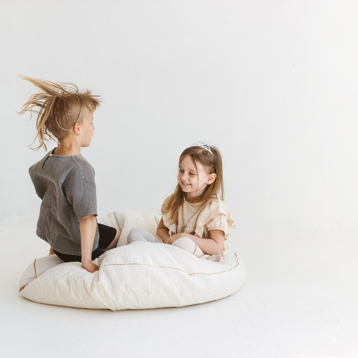 Bouclé Kids Floor Cushion – Ecru, 100 cm