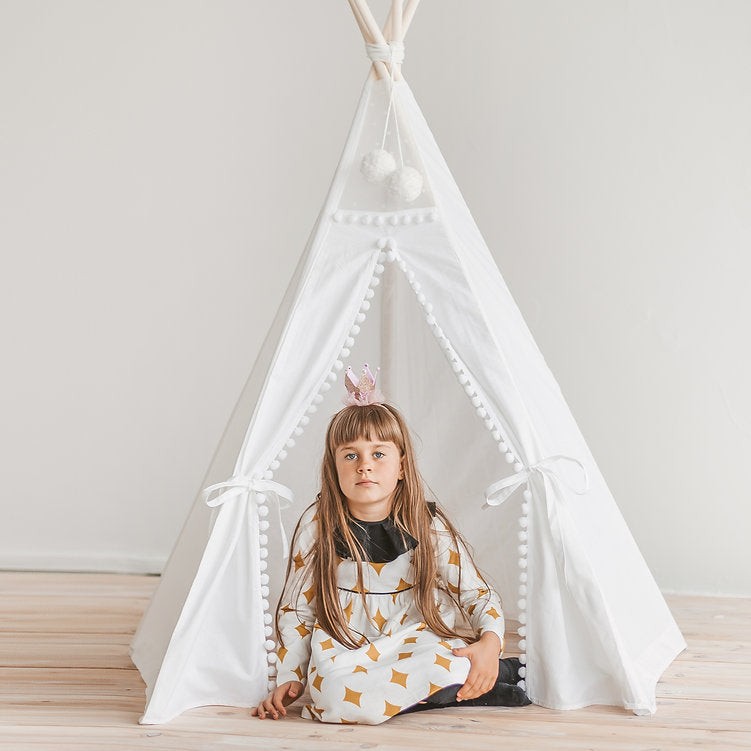 Kids Teepee Tent with Pompoms – Snow White