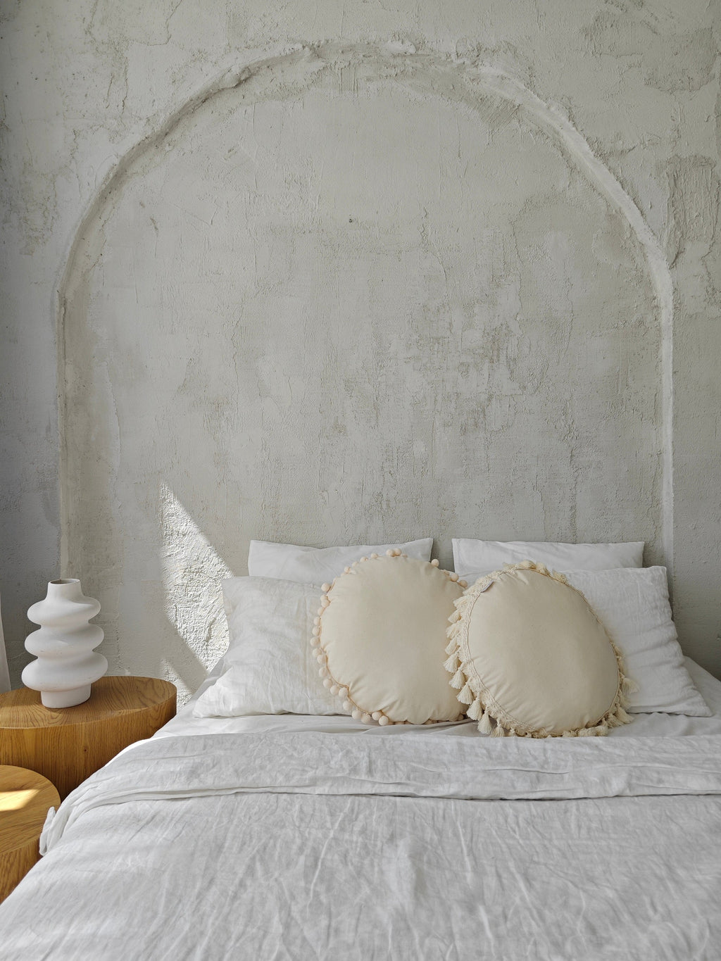 Round Cotton Cushion with Tassels – Ecru, 45 cm