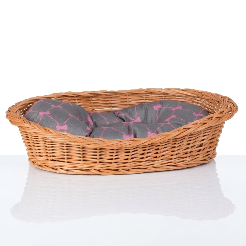 Enovia Hundebett aus Naturweide mit grau-rosa Kissen – 70 × 54 cm