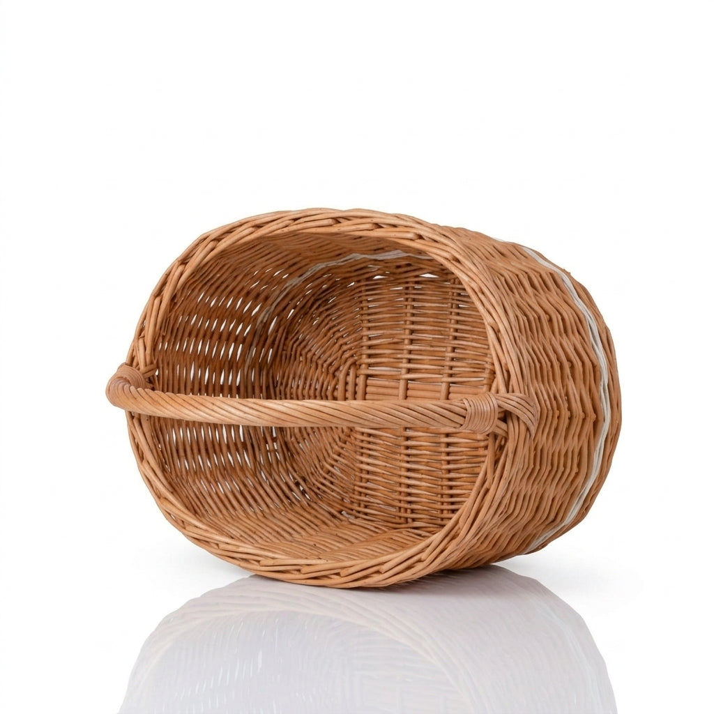 Wicker shopping basket — Three-Quarter Volume Shot | Generated by Modelize