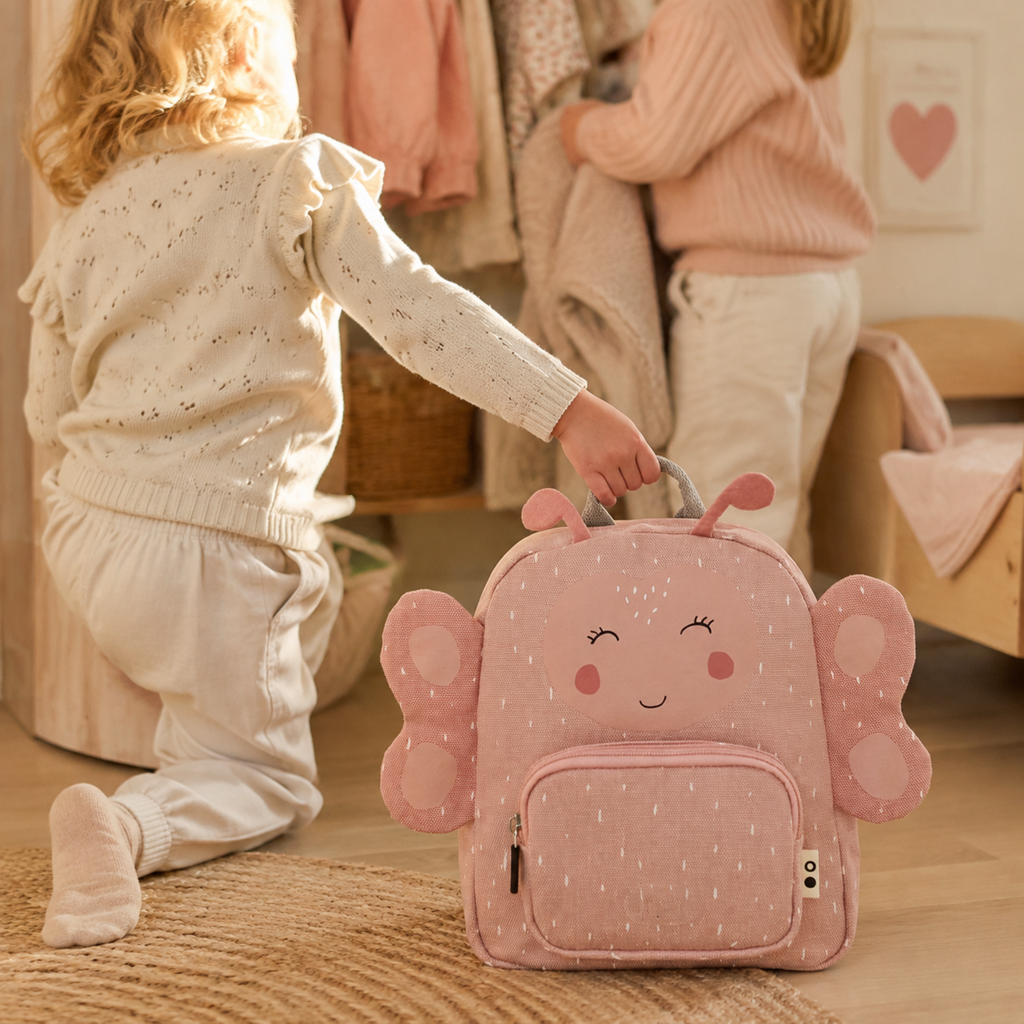 Geschwister mit Kinderrucksack Mrs. Butterfly