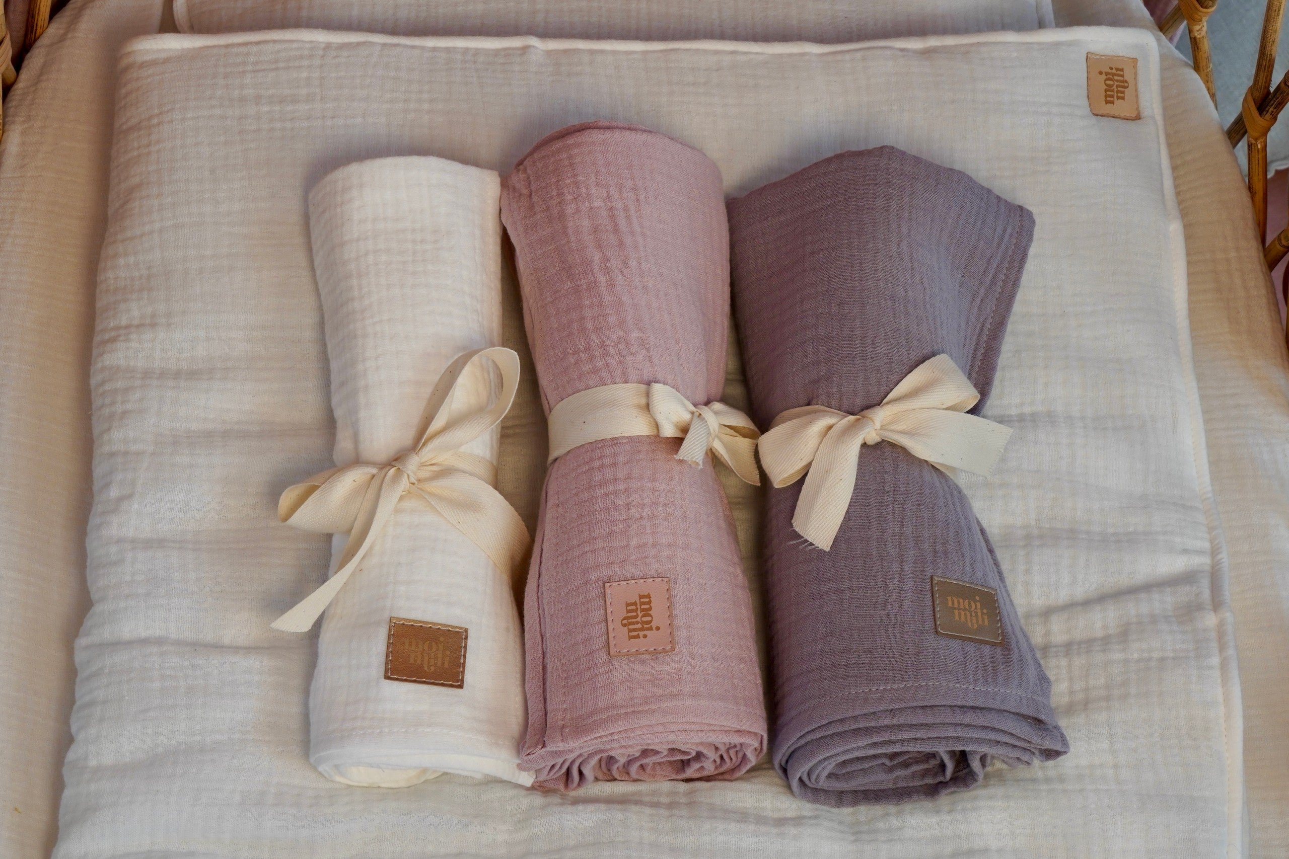 Musselin-Babydecke mit Kissen Creme – Ansicht 3 | Elena Home Living