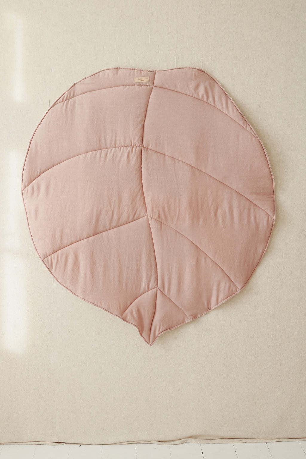 Blatt-Spielmatte Bio-Baumwolle Puderrosa – Ansicht 7 | Elena Home Living
