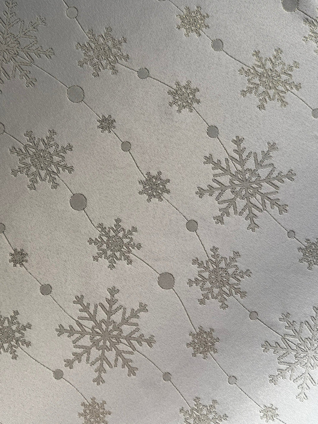 Tischdecke Golden Snowfall – Festliche Tischdekoration – Originalansicht 2