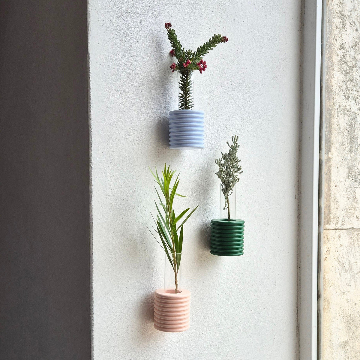 Ribble Wandvase – Hellblau – Originalansicht 4