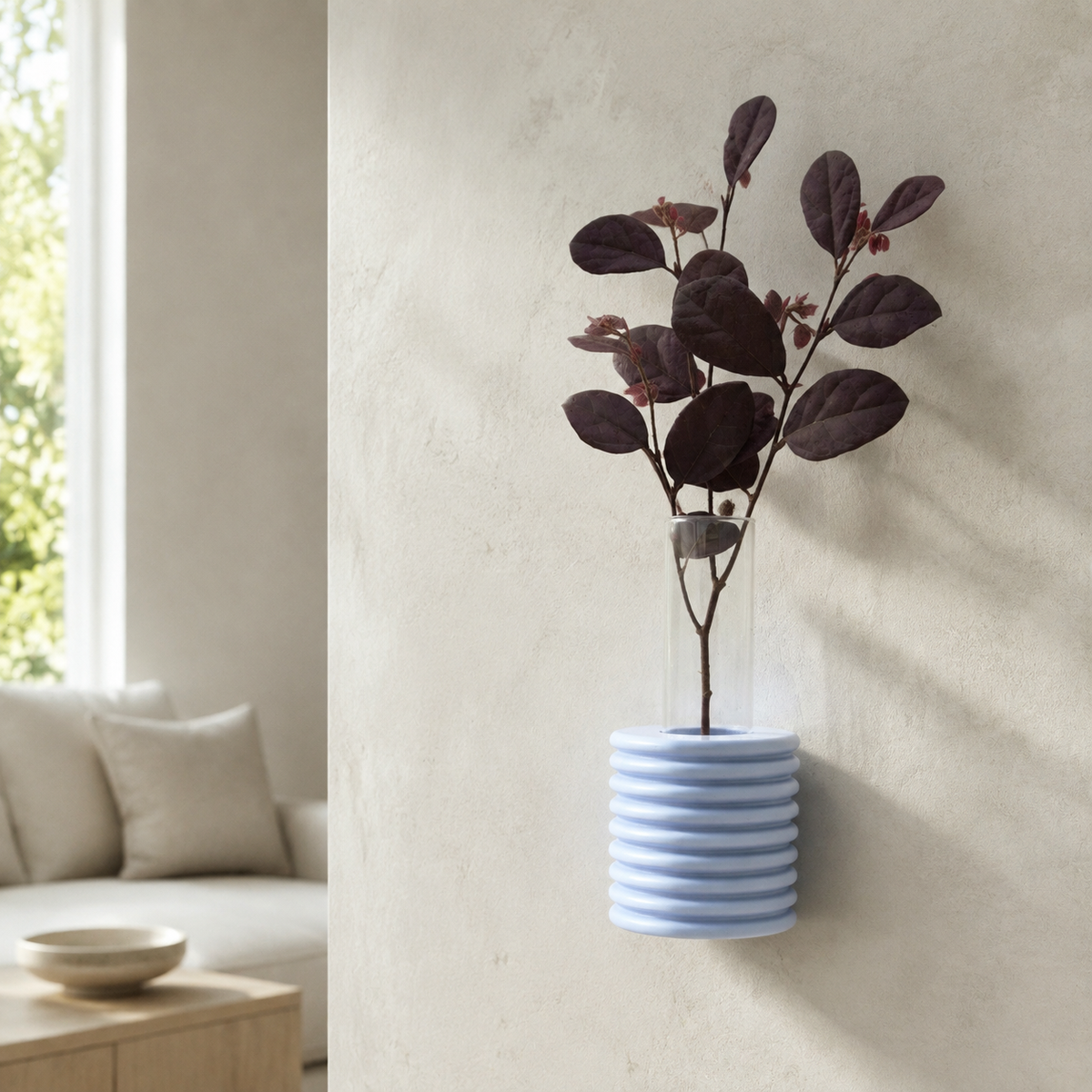 Ribble Wandvase – Hellblau – in modernem Flurambiente
