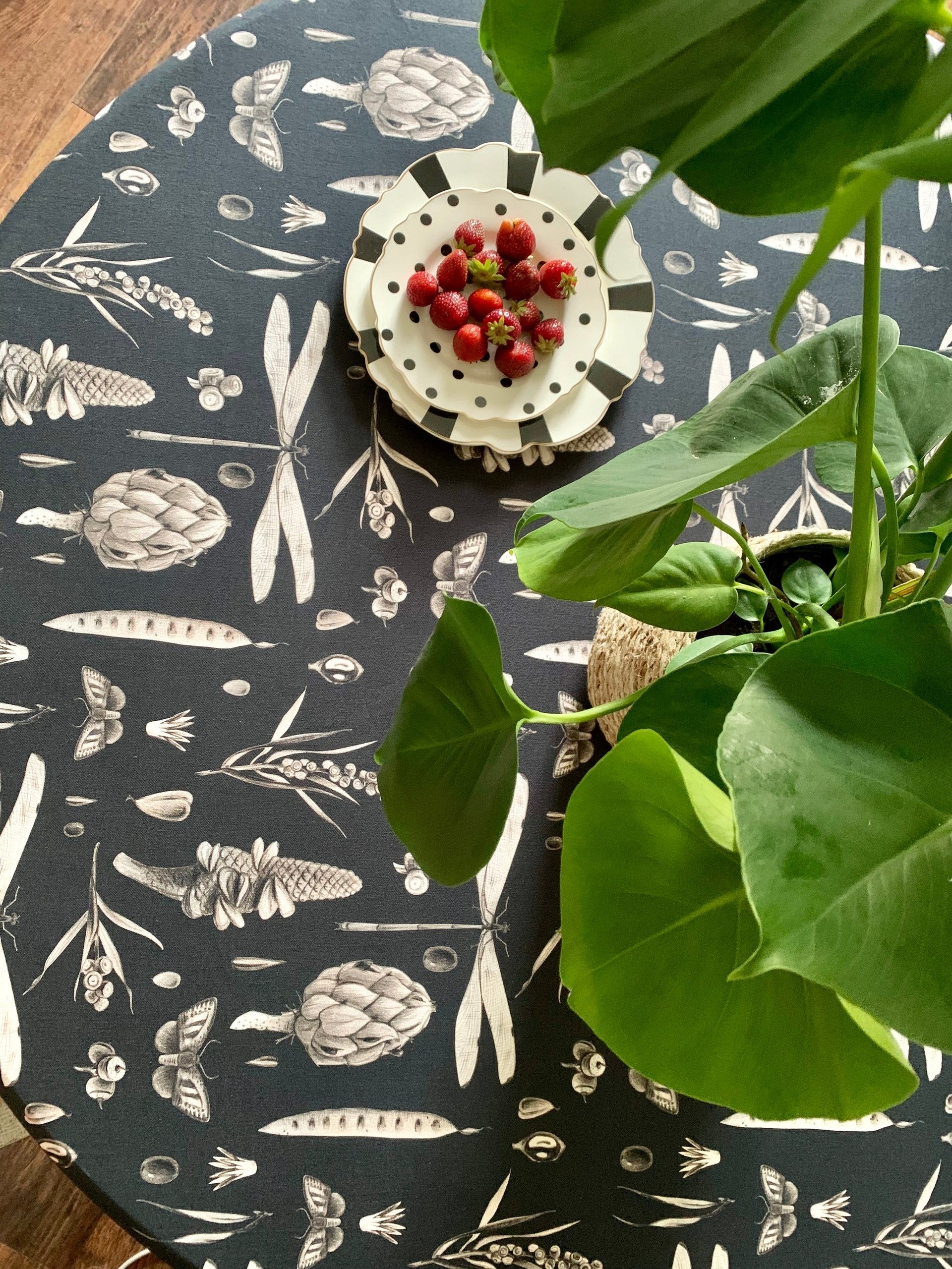 Runde Tischdecke Seeds Carbon aus Baumwolle – Originalansicht 1