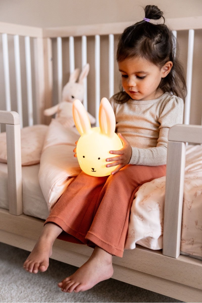 Kinder-Nachtlicht Mrs. Rabbit aus weichem Silikon