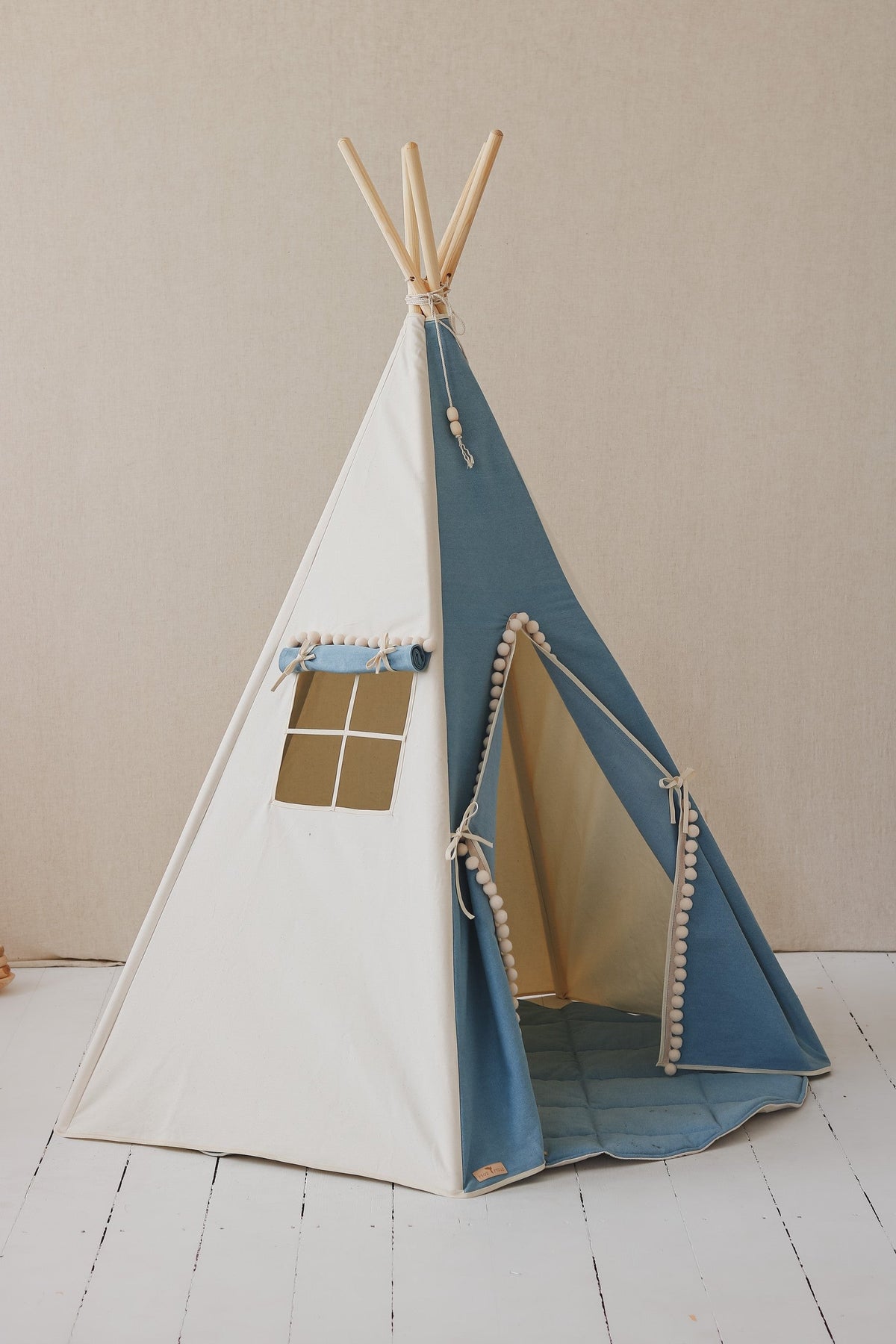 Kinder-Tipi Jeans mit Pompons – Originalansicht 3