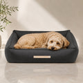 Töve Hundebett – Anthrazit – Premium Studioaufnahme auf reflektierendem Boden
