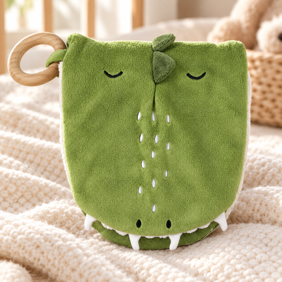 Sensorisches Stoffbuch für Babys – Mr. Dino – Premium Lifestyleaufnahme