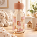 Trixie Tritan-Trinkflasche 350 ml – Charming Cat – Lifestyleaufnahme