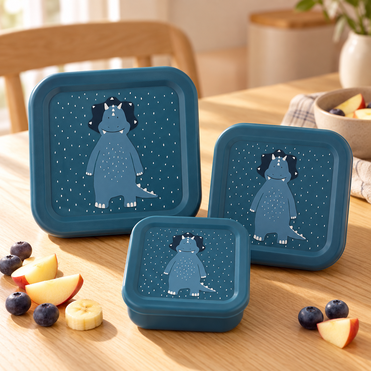 Trixie Snackboxen 3er-Set – Mr. Triceratops – Lifestyleaufnahme