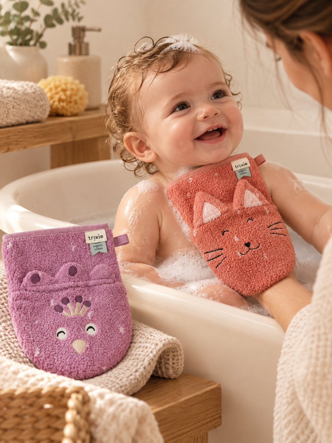 Trixie Baby-Waschhandschuhe aus Bio-Baumwolle, 2er-Set – Mrs. Cat & Mrs. Peacock im Familienalltag